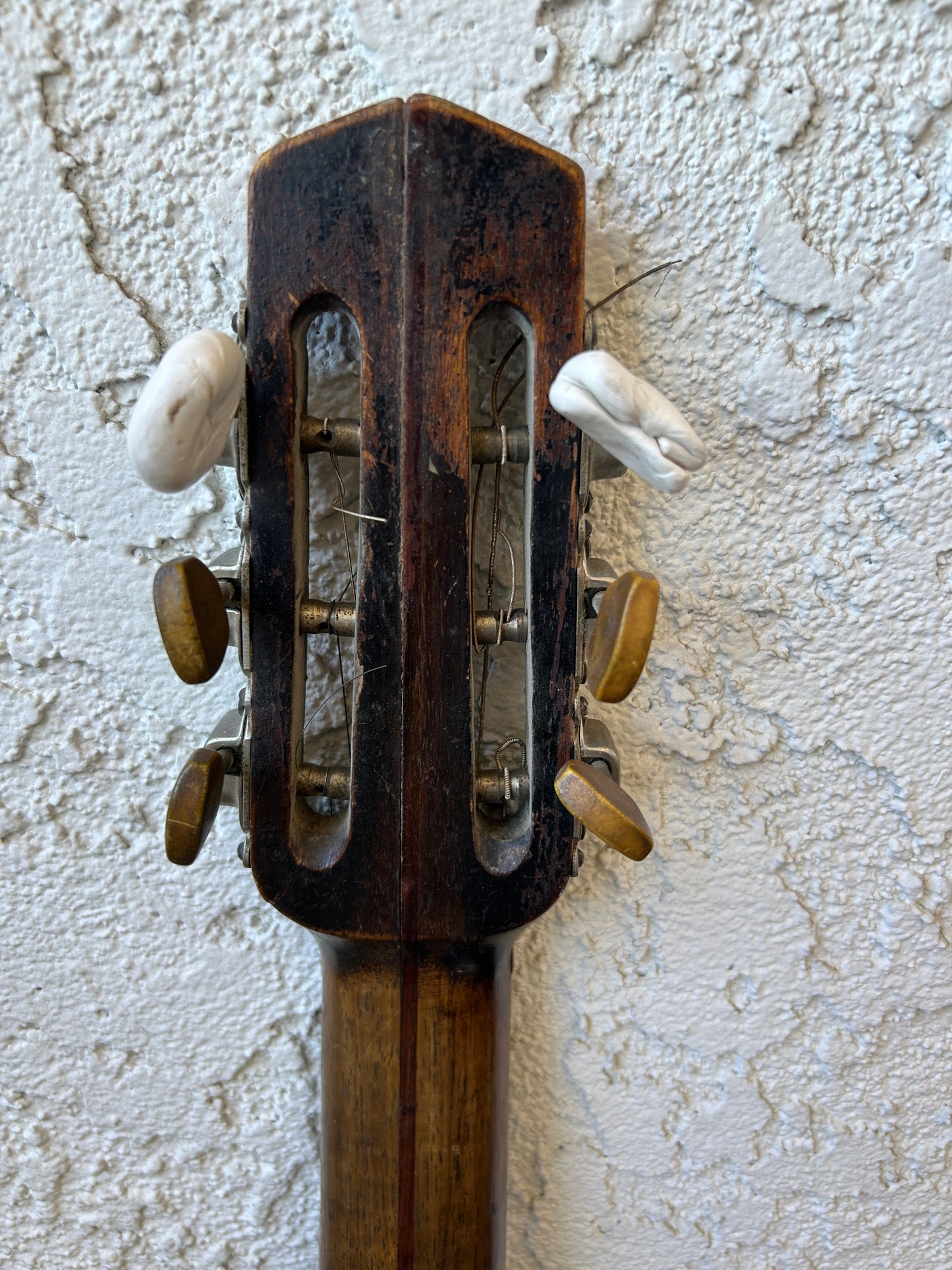 Vintage Gypsy Jazz Favino Guitar Project