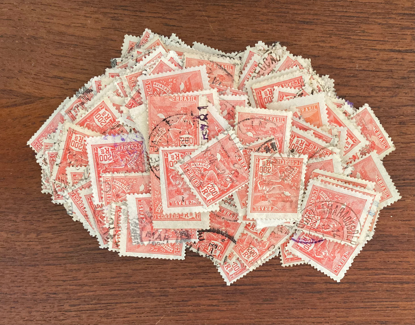 Larghe Lot of Brasil Stamps