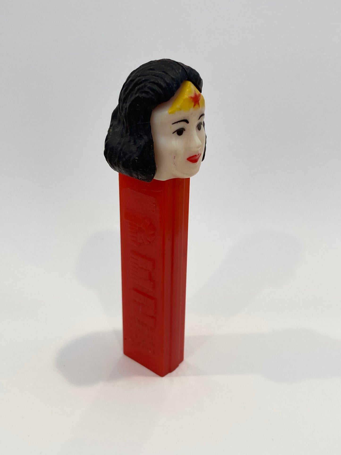 Vintage 1997 Wonder Woman PEZ Dispenser.