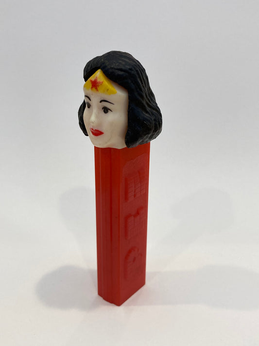 Vintage 1997 Wonder Woman PEZ Dispenser.